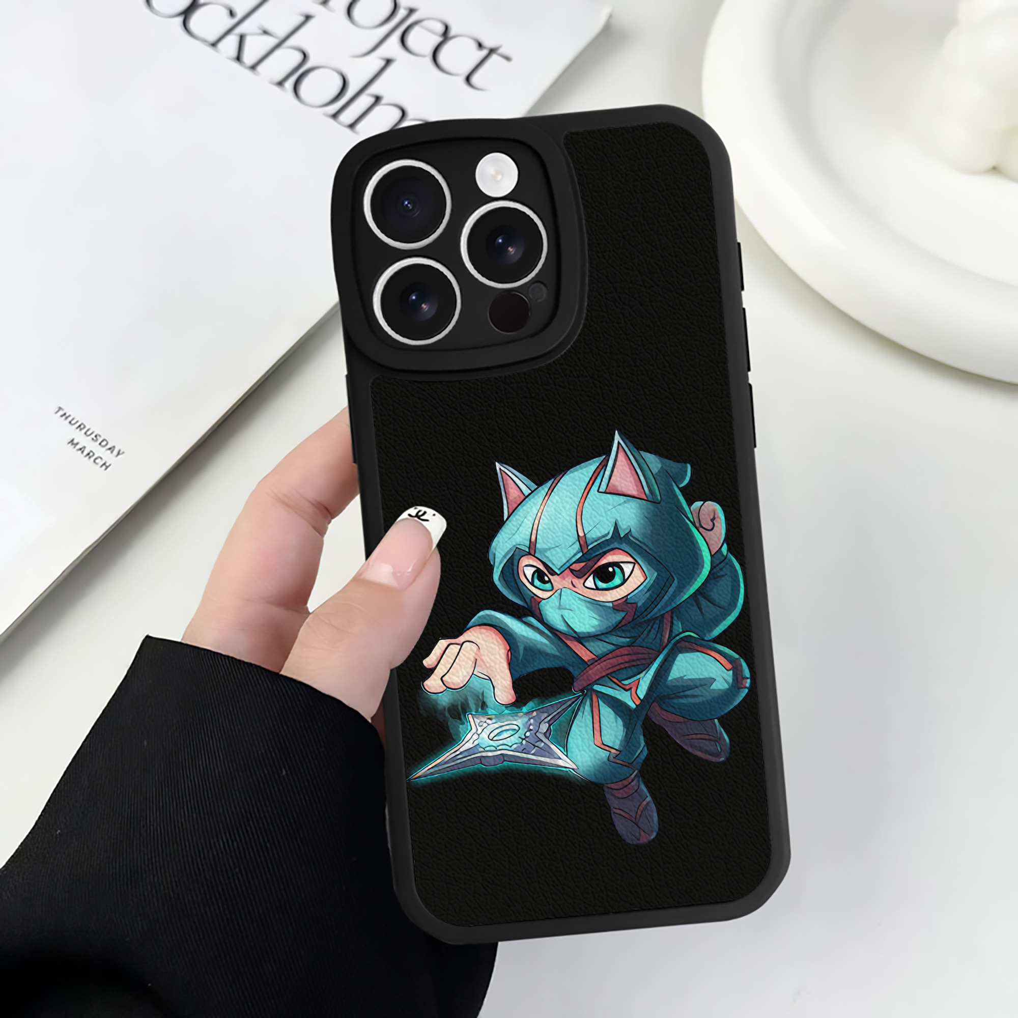 リーグ・オブ・レジェンド League of Legends LOL 【iPhone 16シリーズ対応】シリコンスマホケース（レザー調） 材質：シリコン
